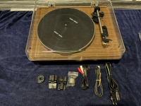 Проигрыватель виниловых дисков Phaze Audio Diana Цвет: Орех [Walnut]