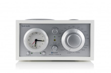 Радиоприемник с часами Tivoli Model Three BT Цвет: Белый [White]