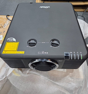 Мультимедийный инсталляционный лазерный проектор Vivitek DU7295Z-BK Мультимедийный инсталляционный лазерный проектор Vivitek DU7295Z-BK