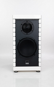 Полочная АС Gauder Berlina RC3 MKIII Цвет: Белый глянцевый/Серебряный [PIANO HIGH GLOSS WHITE/SILVER]